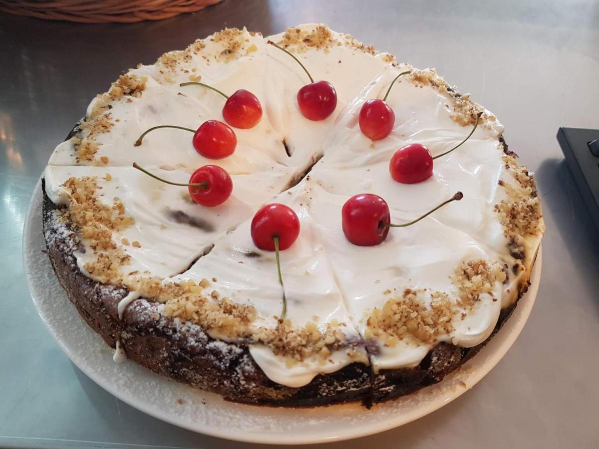 Penzion A Bistro Dilna Trebon Bagian luar foto